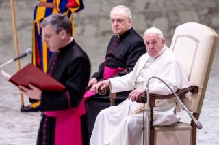 Papa Francesco: i cristiani mansueti non sono deboli