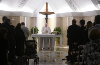 Papa Francesco: le persone hanno bisogno di “profeti” per avvertirli dei loro peccati