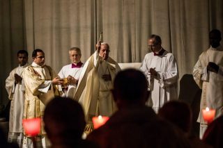 Papa Francesco: per i religiosi, l’amore di Dio vale più di ogni bene terreno