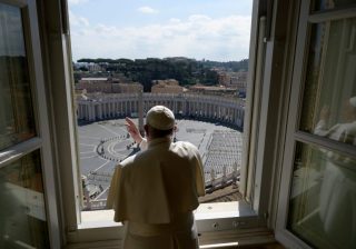 Papa Francesco: “Ogni uomo per se stesso” non è una soluzione alla pandemia