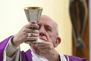 14 Marzo: Papa Francesco offre la Santa Messa per le famiglie