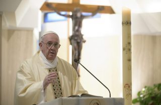 Lasciati consolare dal Signore, dice papa Francesco