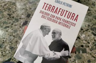 Il nuovo libro racconta la visione del papa per l’ecologia integrale