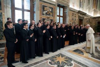 I seminaristi americani appena arrivati ​​incontrano Papa Francesco dopo la quarantena