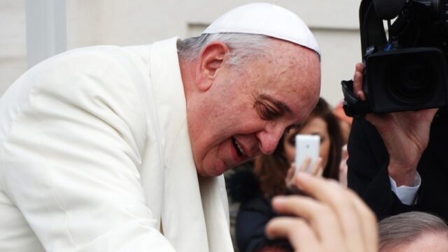 L’appello di Papa Francesco “Curate meno le apparenze e pensate di più alla vita interiore”
